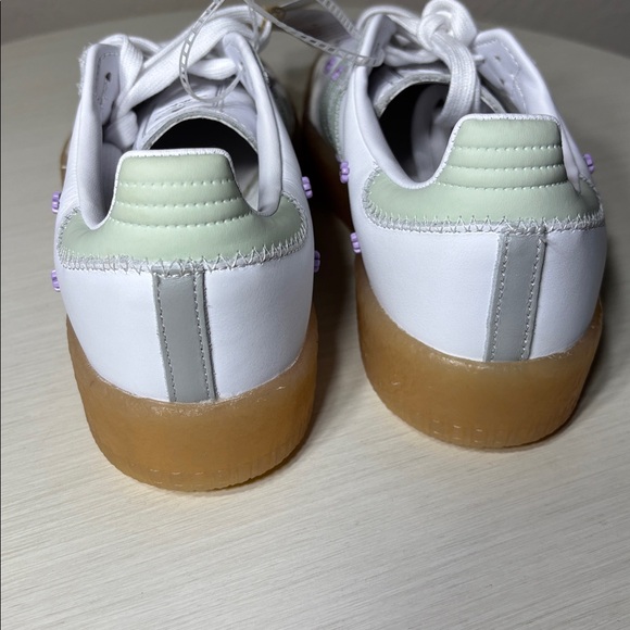 Adidas Sambae "Cloud White/Linen Green /Gum" (JS3954) Women’s Sneakers NWT Size6 - Picture 7 of 11